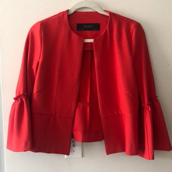 Zara short red jacket - Picture 1 of 3